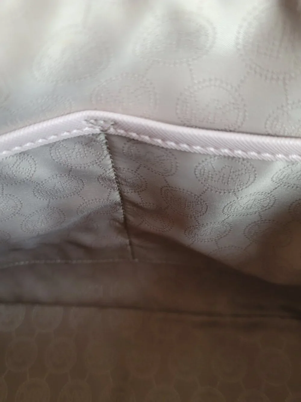 Michael Kors Cindy Large Dome Satchel (Blossom Pink)